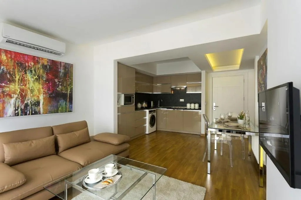 The Place Suites By Cey Стамбул Турция