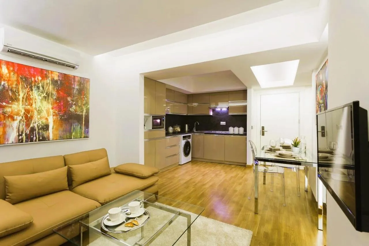 ***** Hotell The Place Suit & Apartments Turkiet