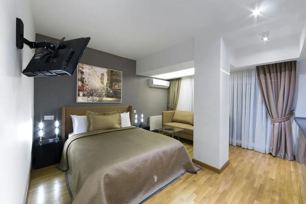 Hotell The Place Suit & Apartments