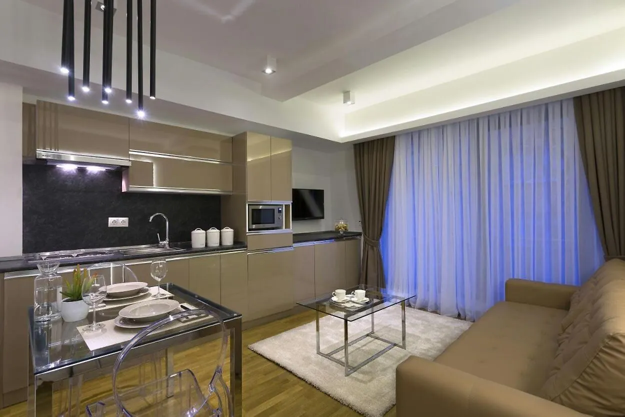 The Place Suit & Apartments